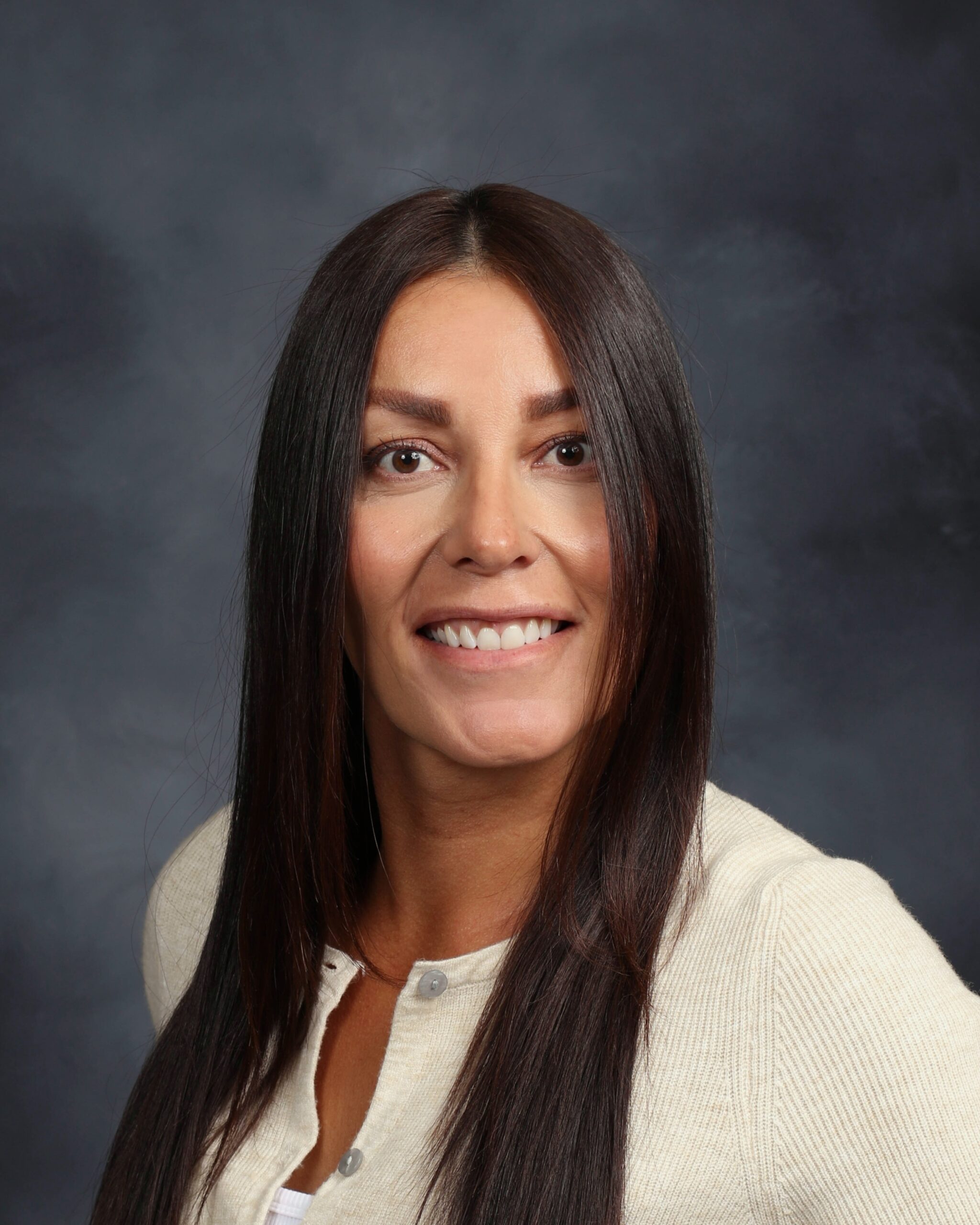 Stark Lisa scaled Leadership/Staff